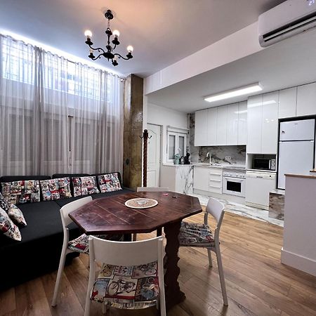 Comfy Apt For 9 In Las Ventas مدريد المظهر الخارجي الصورة