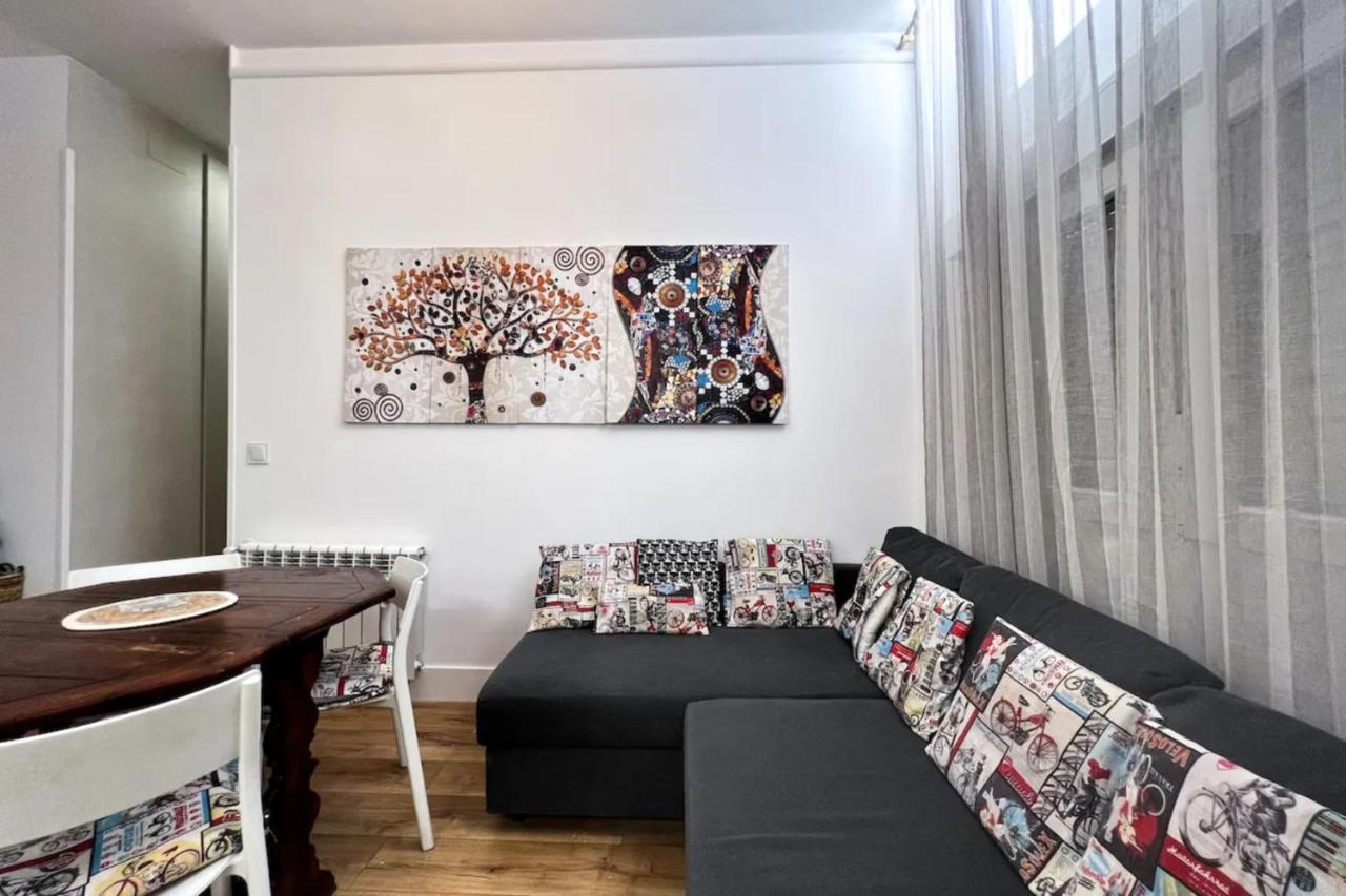 Comfy Apt For 9 In Las Ventas مدريد المظهر الخارجي الصورة