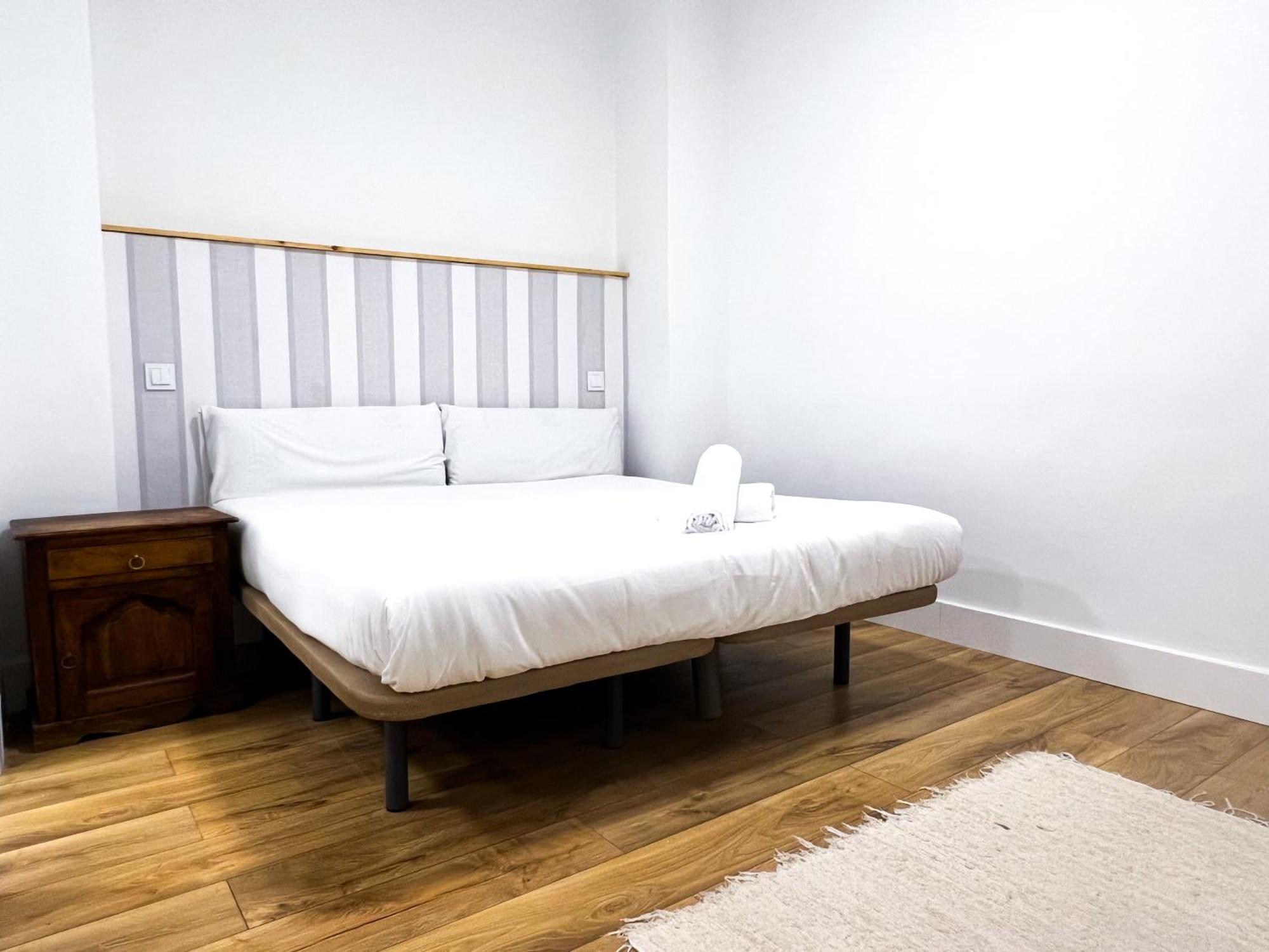 Comfy Apt For 9 In Las Ventas مدريد المظهر الخارجي الصورة